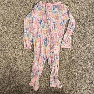 Magnetic Me Ruffle Footie